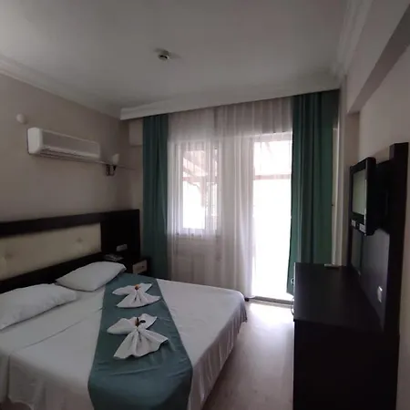 Club Adas Hotel 4*