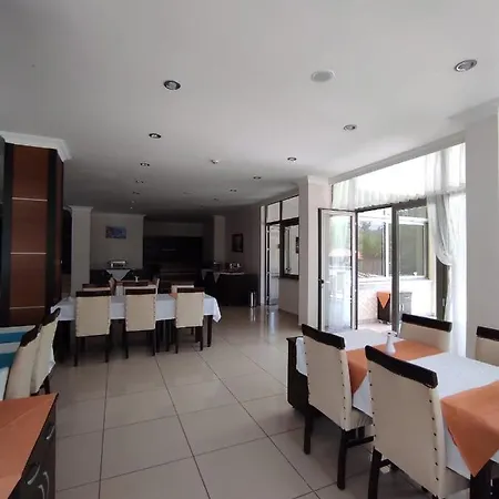 Club Adas Hotel